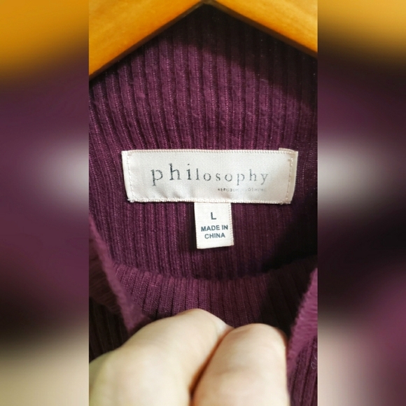 Philosophy| Ribbed Sweater - Picture 2 of 4